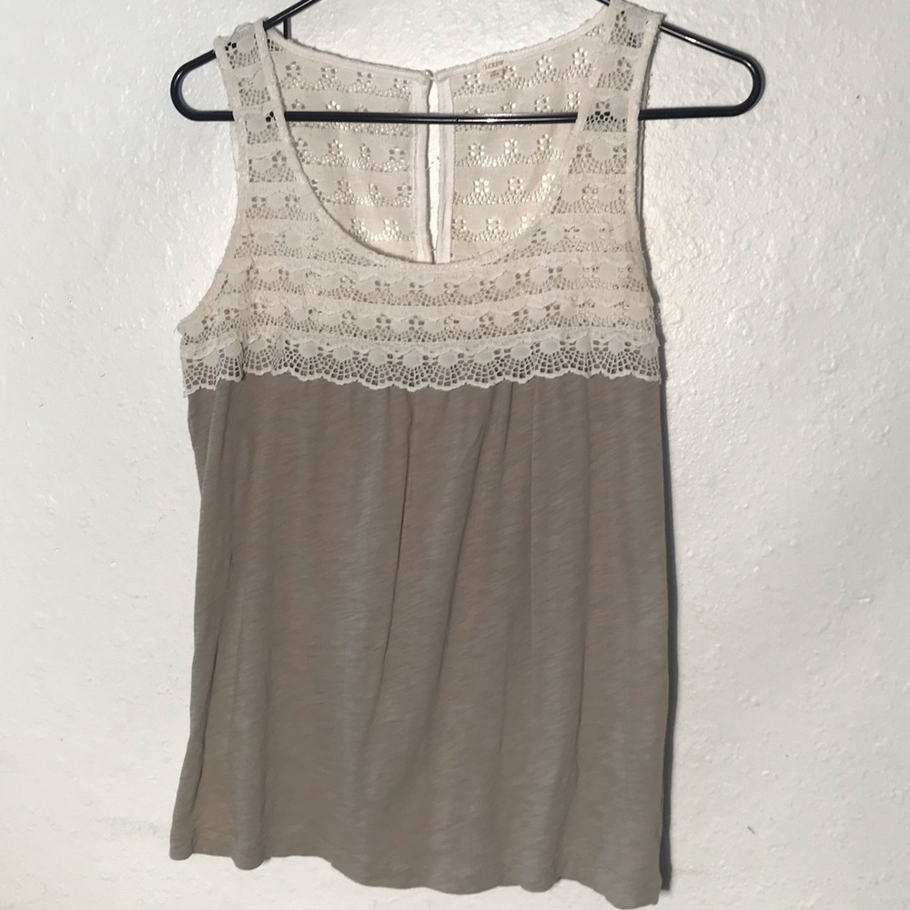 Women’s shirt
